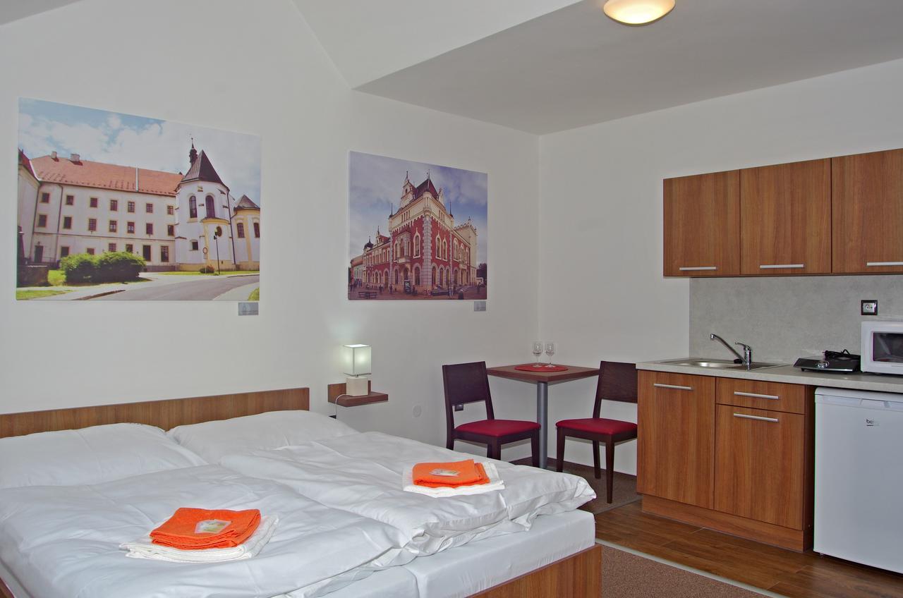 Hotel Pod Radnici Šumperk Kültér fotó