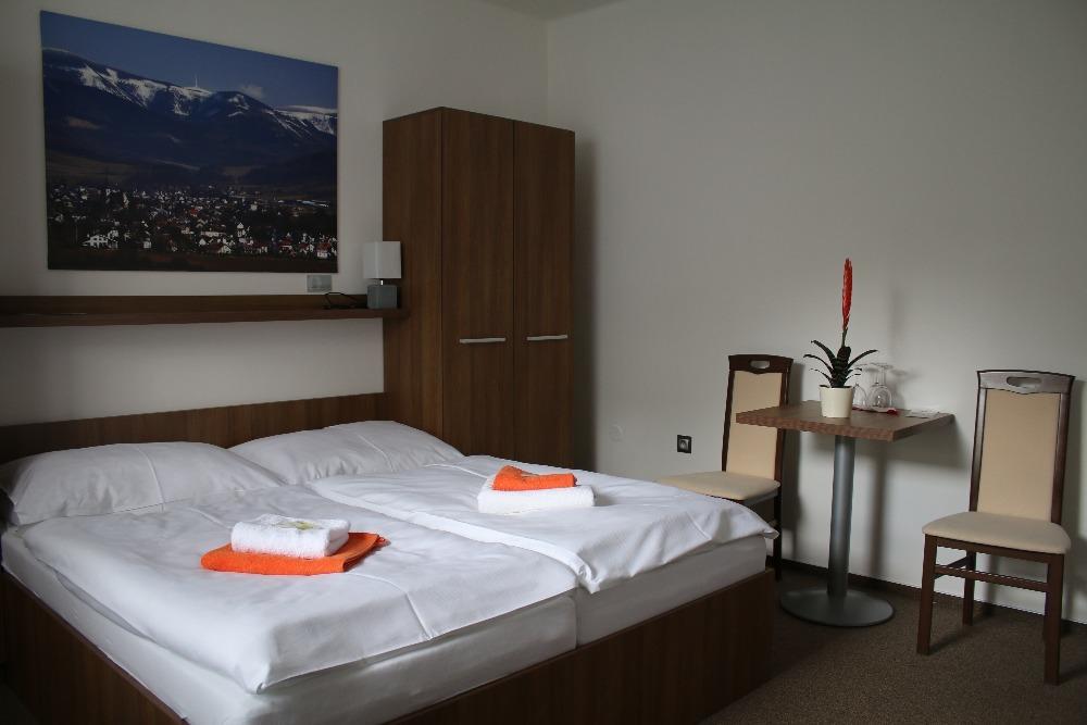 Hotel Pod Radnici Šumperk Kültér fotó