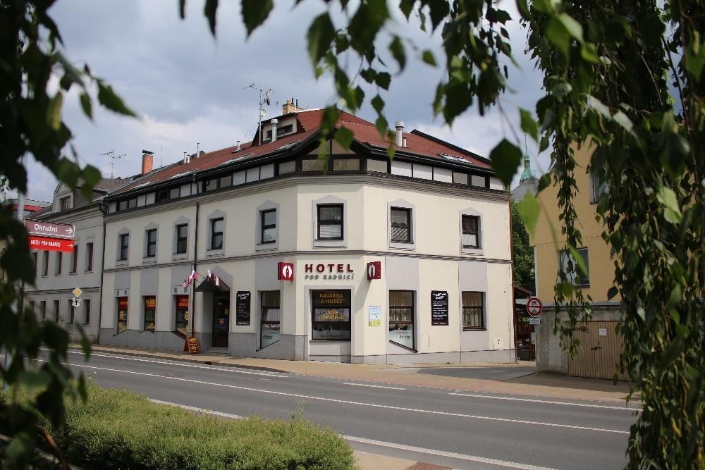 Hotel Pod Radnici Šumperk Kültér fotó