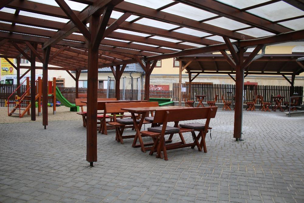Hotel Pod Radnici Šumperk Kültér fotó